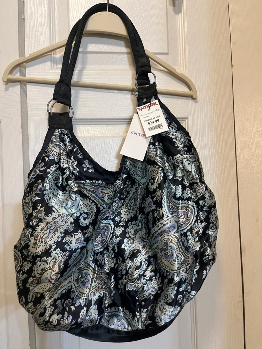 Women's Black Paisley Hobo Bag - Elegant Patterned Shoulder Tote